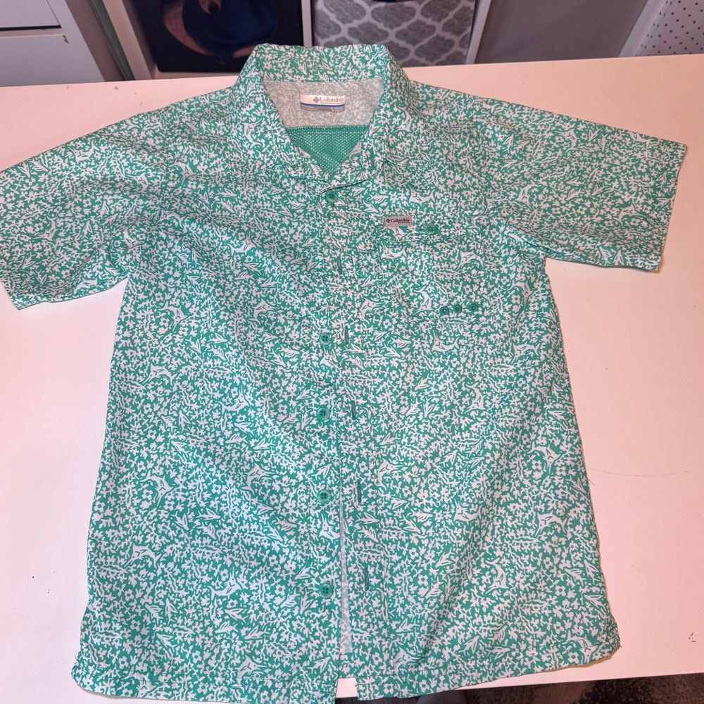 Columbia PFG Youth Medium 10/12 Teal Green Floral Short Sleeve Fishing Shirt